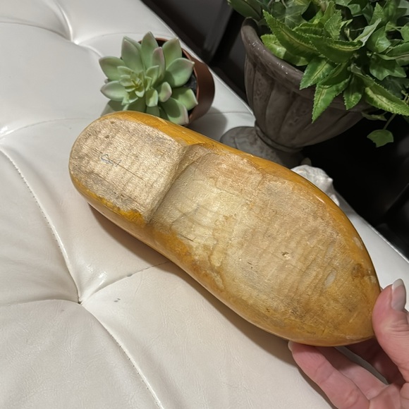 “Holland” Wooden Clog Collectible-Vintage with Wear - Picture 9 of 13
